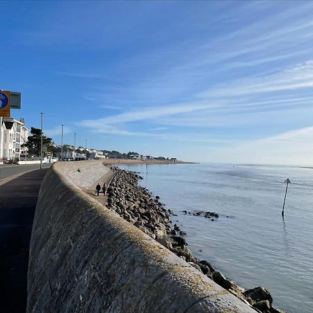 Seaview Apartment With Parking Exmouth Eksteriør bilde