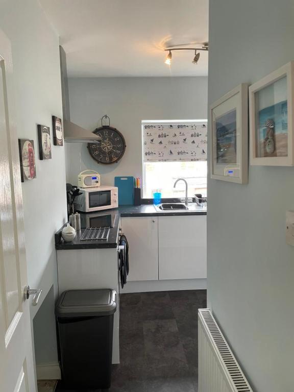 Seaview Apartment With Parking Exmouth Eksteriør bilde