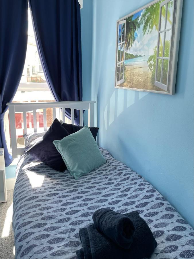 Seaview Apartment With Parking Exmouth Eksteriør bilde